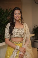 Actress Pujita Ponnada Stills